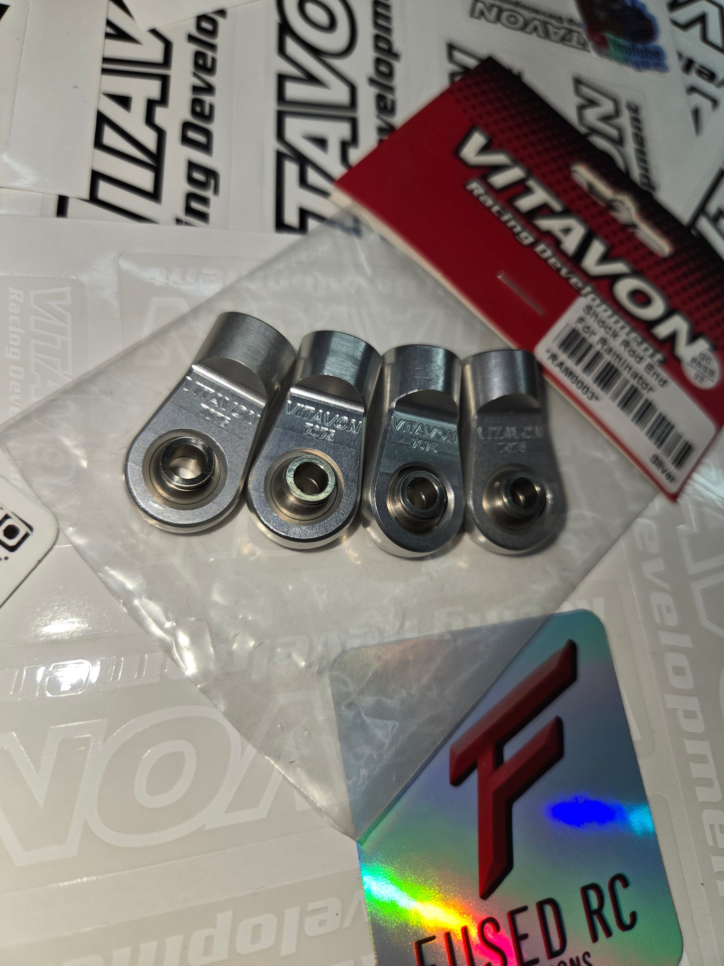 VITAVON CNC Aluminum 7075 Shock Rod End For Raminator/Grave Digger 1/5 - Silver