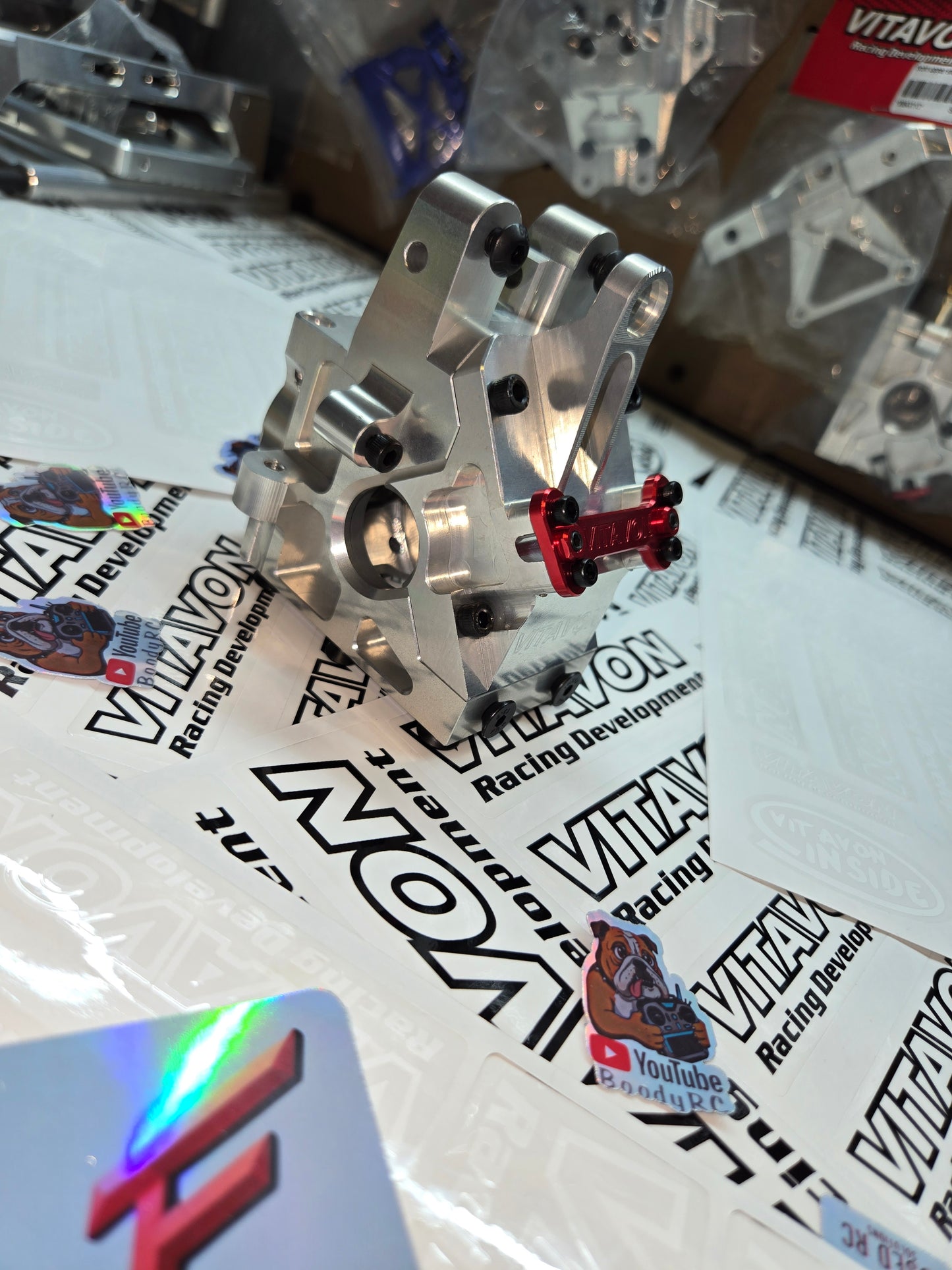 Vitavon redesigned CNC alu7075 Bulkhead for Arrma Kraton/Outcast 8S 1/5 - Silver