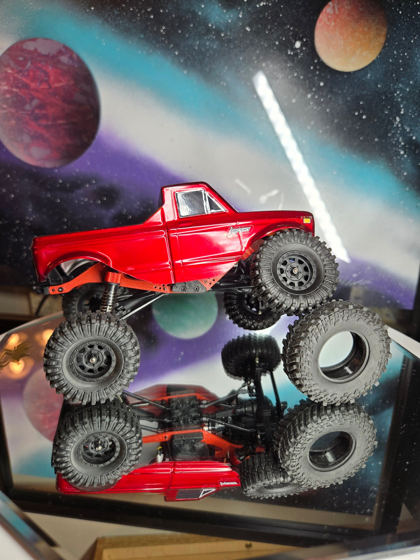 Redcat Ascent 32 chassis "The Wave" dark red LE (Pre-order) limited to 50 units