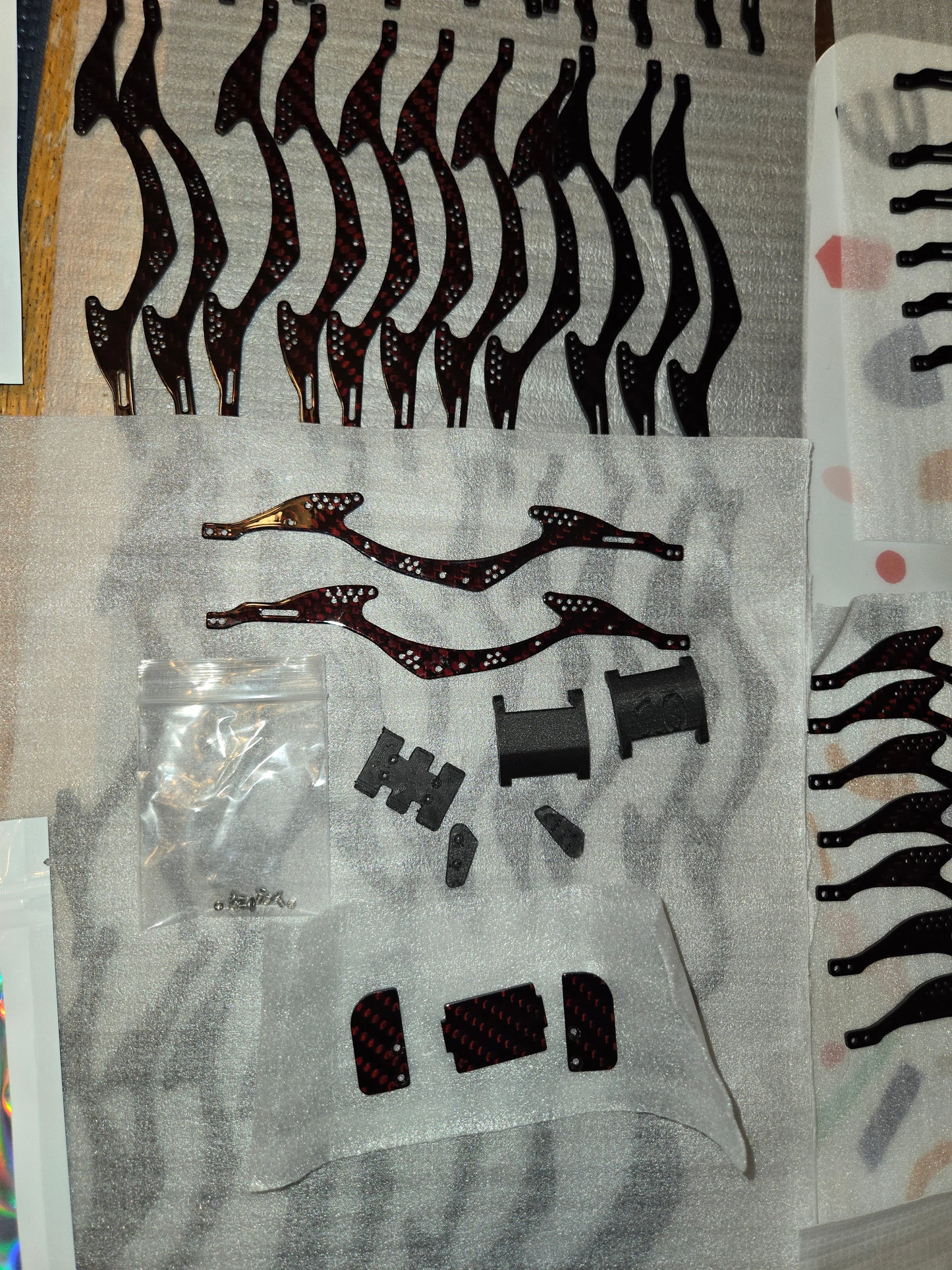 Redcat Ascent 32 chassis "The Wave" dark red LE (Pre-order) limited to 50 units